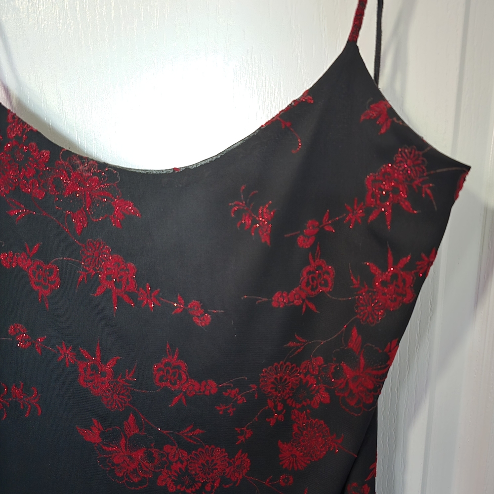 Elegant Black and Red Floral High Low Dress - Picture 7 of 8